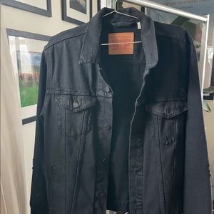 Levi’s denim jacket distressed